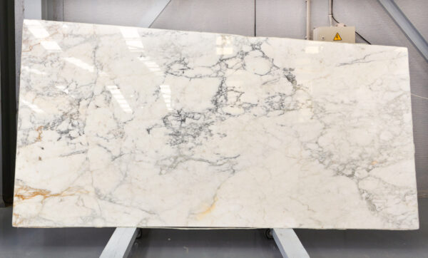 calacatta marble in slabs