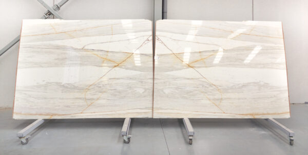 MARBLE WHITE AND GOLD