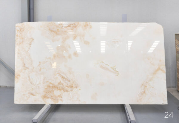onyx natural