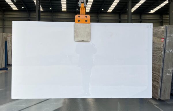 Thassos in slabs