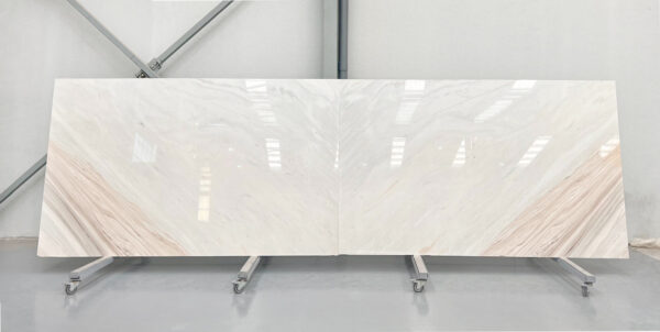 white palissandro marble