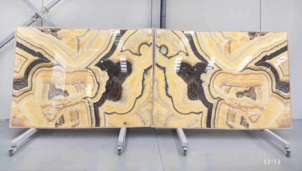 yellow onyx piedra en tablas