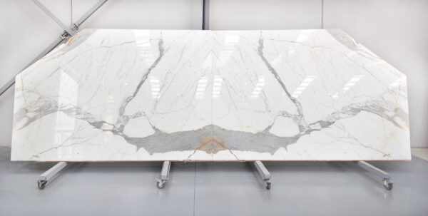 mármol Calacatta Gold en tablas