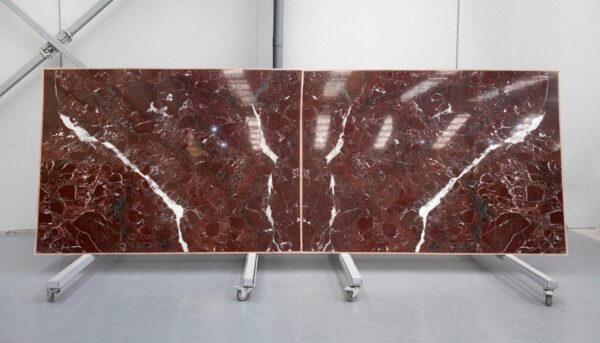 mármol rosso levanto