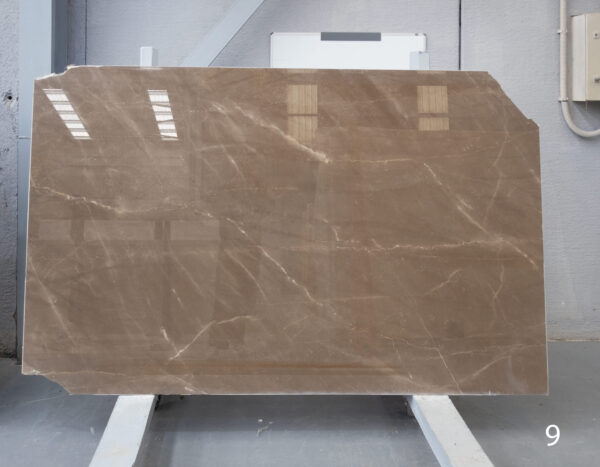 armani bronze en tablas