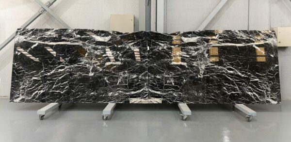 marmol negro