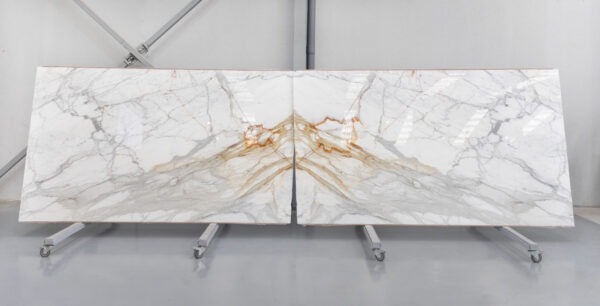 marmol calacatta gold