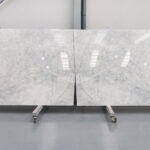 Bianco carrara en tablas