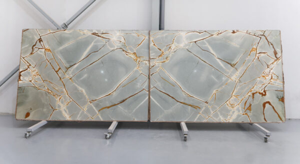 blue roma quartzite