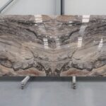 Marmol gris y negro
