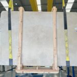 Marmol beige extraido de españa