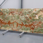Green onyx en tablas