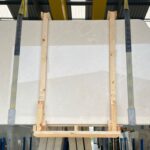 Crema marfil in slabs