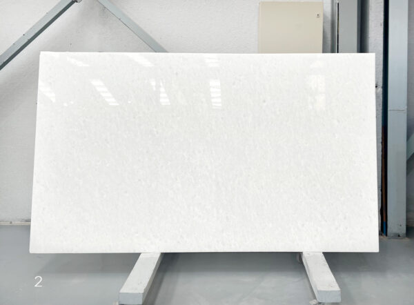 White vietnam in slabs