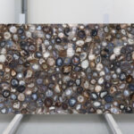 Agate in slabs