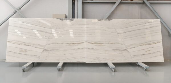 Calacatta portuguesa marble