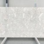 Cuarzo blanco cristal en tablas