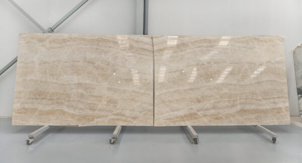 Quartzite in slabs