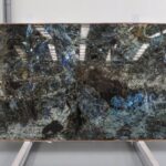 Granito lemurian en tablas