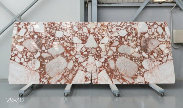 Calacatta violaceo in slabs