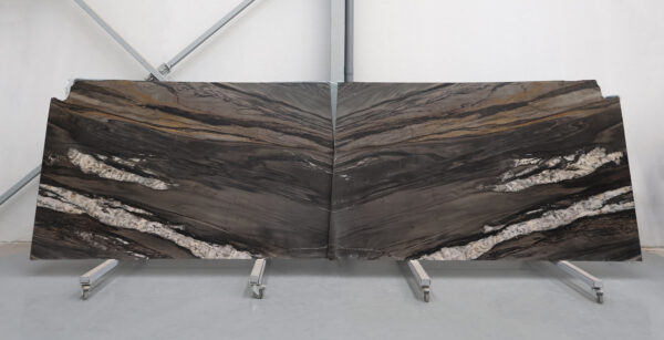 Brown and black quartzite