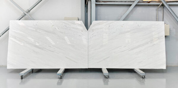 Mármol blanco para baños