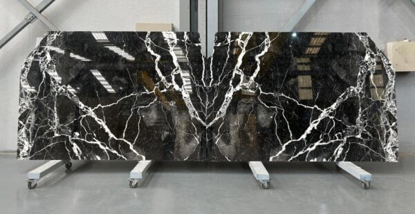Black marble for flooring