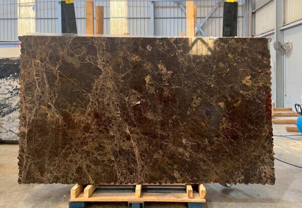 Mármol dark emperador