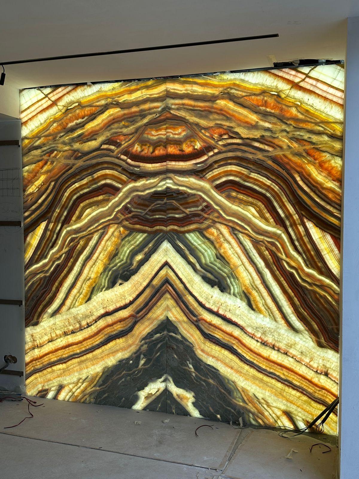 Pared con arcobaleno onix