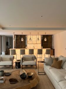 Kitchen with quartzite