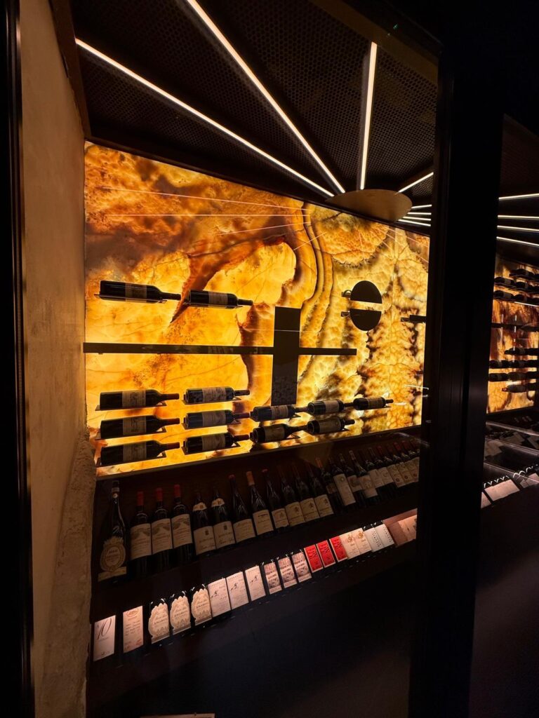 Ónix naranja retroiluminado