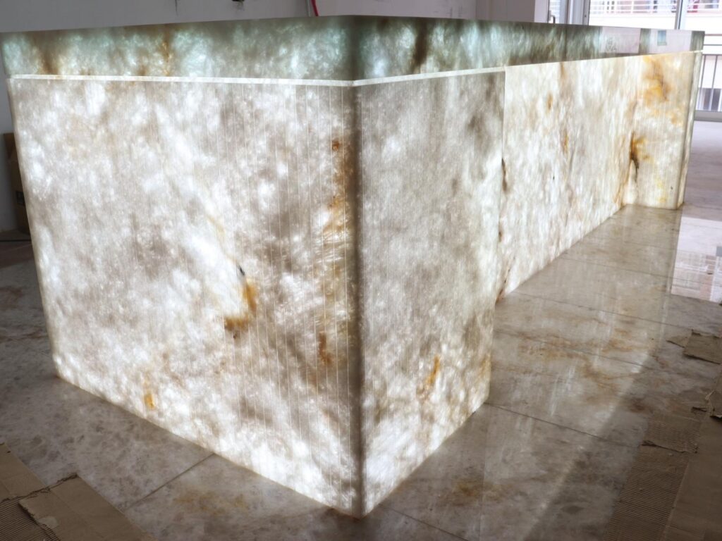 Cuarcita retroiluminada para cocinas