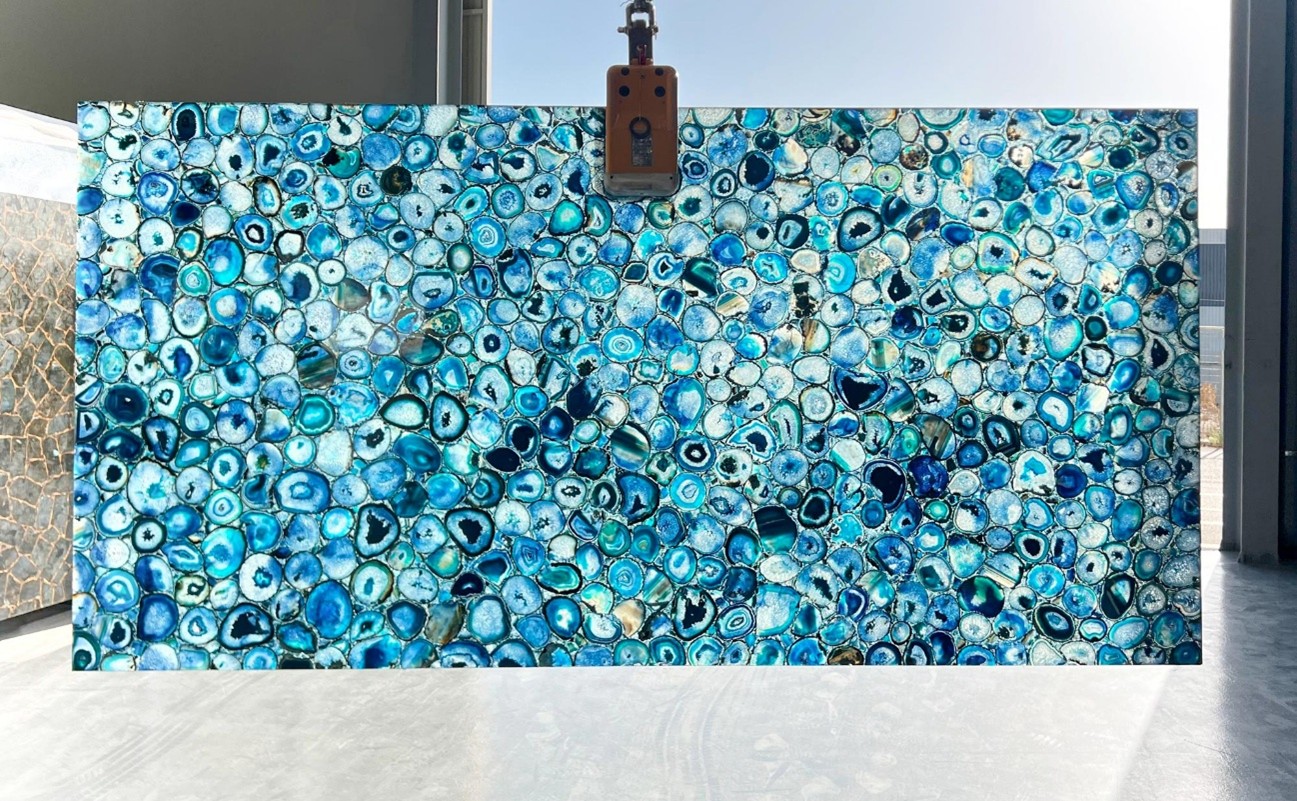 Piedra semipreciosa azul