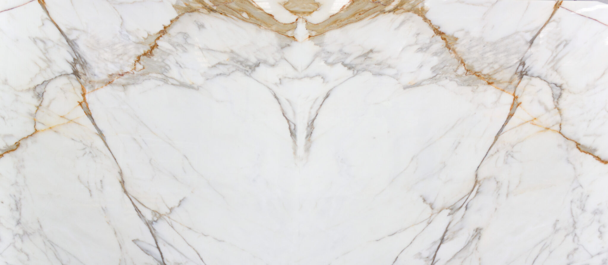 Bookmatch calacatta gold