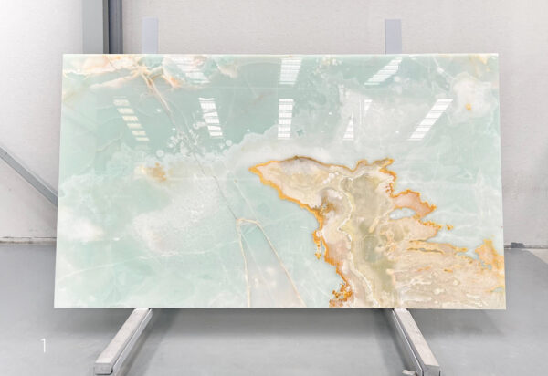 Green onyx for flooring