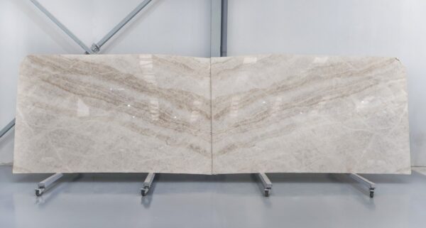 Beige quartzite