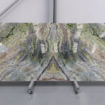 Green marble for decorative elements