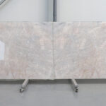 white cristallo quartzite