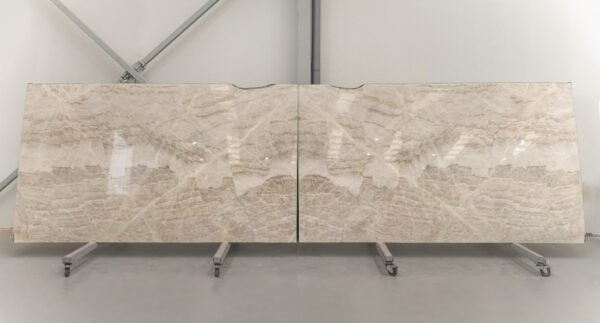 Taj mahal in slabs