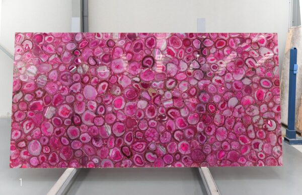 Pink agate for decorative elements