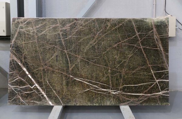 Rainforest green in slabs