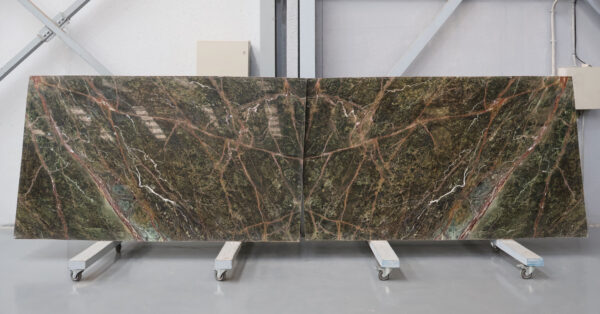 Rainforest green in slabs